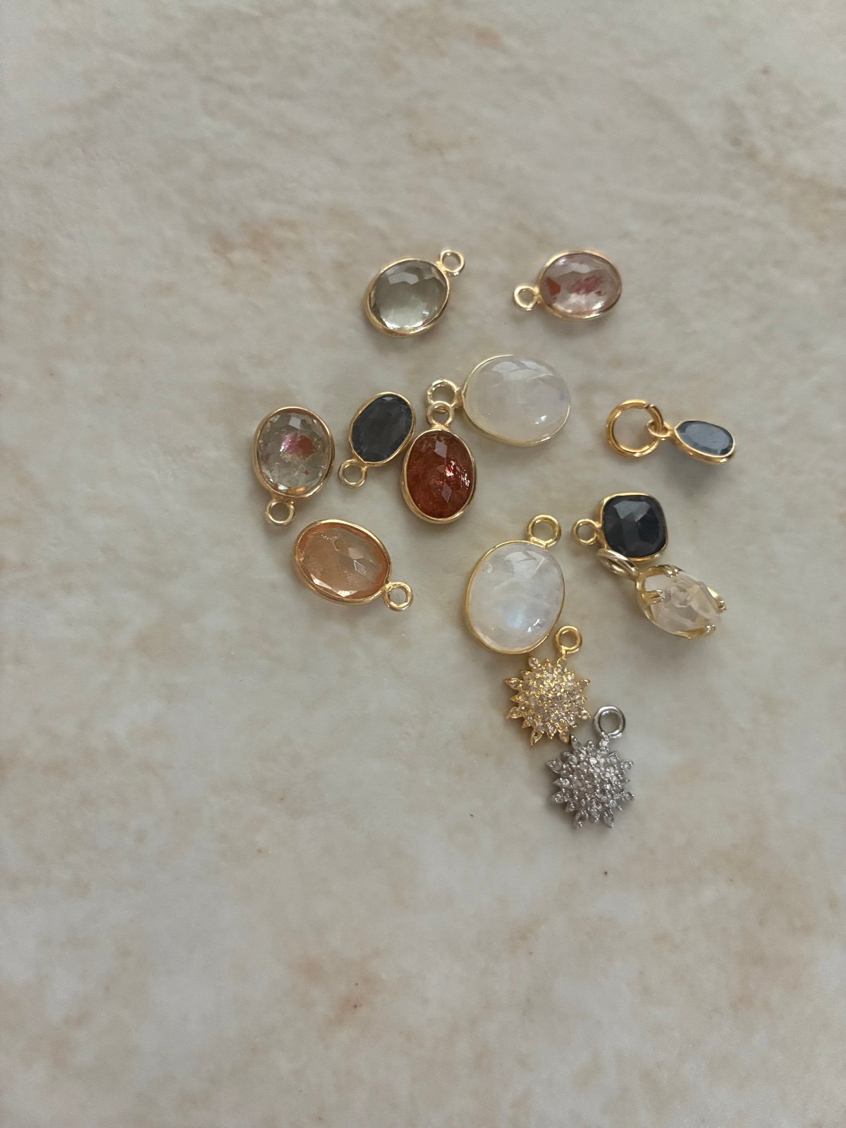 天然石ペンダント新入荷｜Sunstone・Moonstone・Sapphire