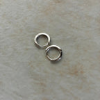 ブラックラブラドライト チャーム付きフープピアス Silver925