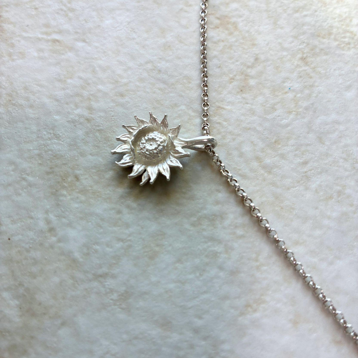 Silver925 ひまわりチャームネックレス